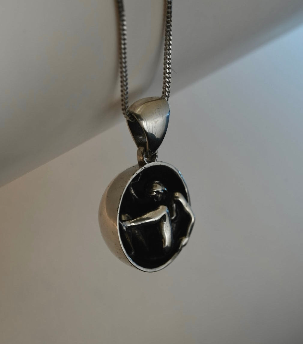 Astrea Pendant